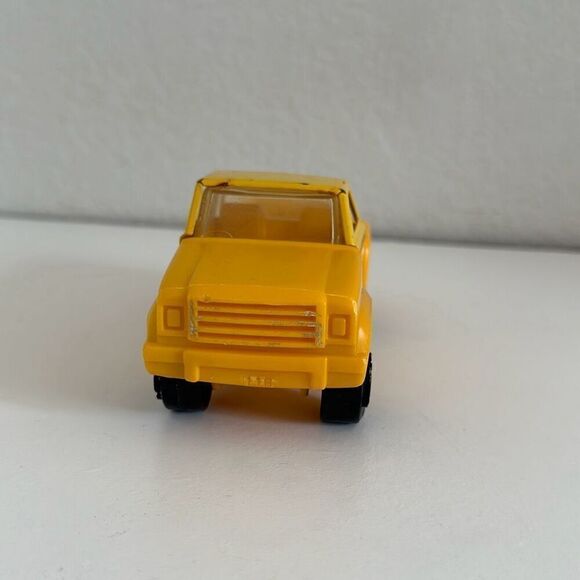 Tonia Dairy Vintage 1978 Yellow Diecast / Plastic Truck 5.5” x 2” - Picture 3 of 6
